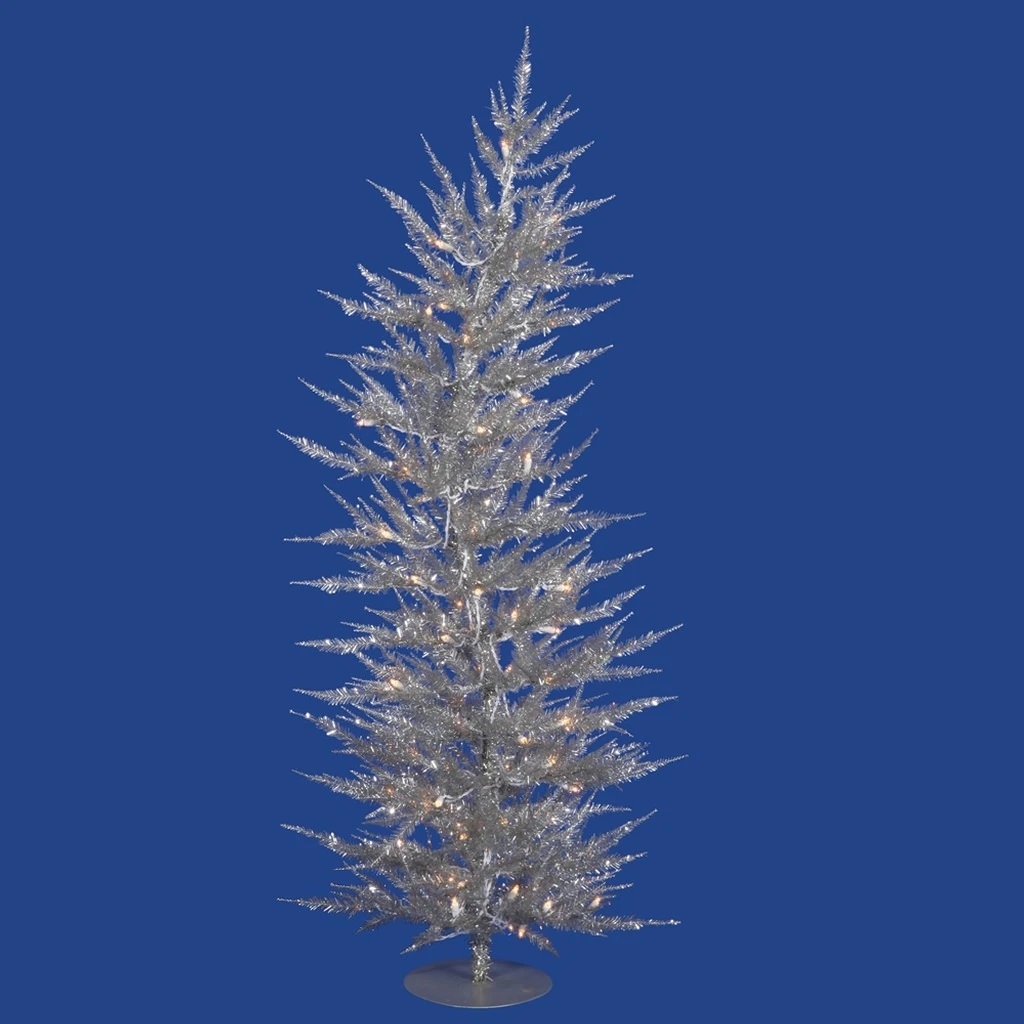 Vickerman Pre-Lit Christmas Tree (18631) 1 Vickerman Pre-Lit Christmas Tree (18631)