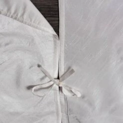 Vickerman Christmas Tree Skirt (504833) 9 Vickerman Christmas Tree Skirt (504833) -Vickerman Tree Deals Store 5048333md