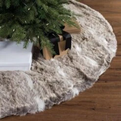Vickerman Christmas Tree Skirt (506431) -Vickerman Tree Deals Store 506431add3md