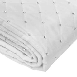 Vickerman Christmas Tree Skirt (618257) -Vickerman Tree Deals Store 6182574md