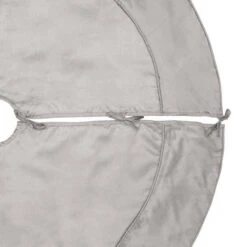 Vickerman Christmas Tree Skirt (618332) -Vickerman Tree Deals Store 6183322md