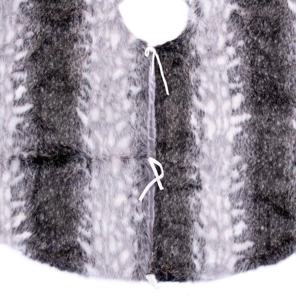 Vickerman Christmas Tree Skirt (686546) 3 Vickerman Christmas Tree Skirt (686546) - Image 3